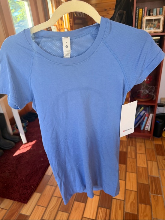 lululemon athletica Tops - lululemon athletica Short Sleeve Crew Top in Periwinkle